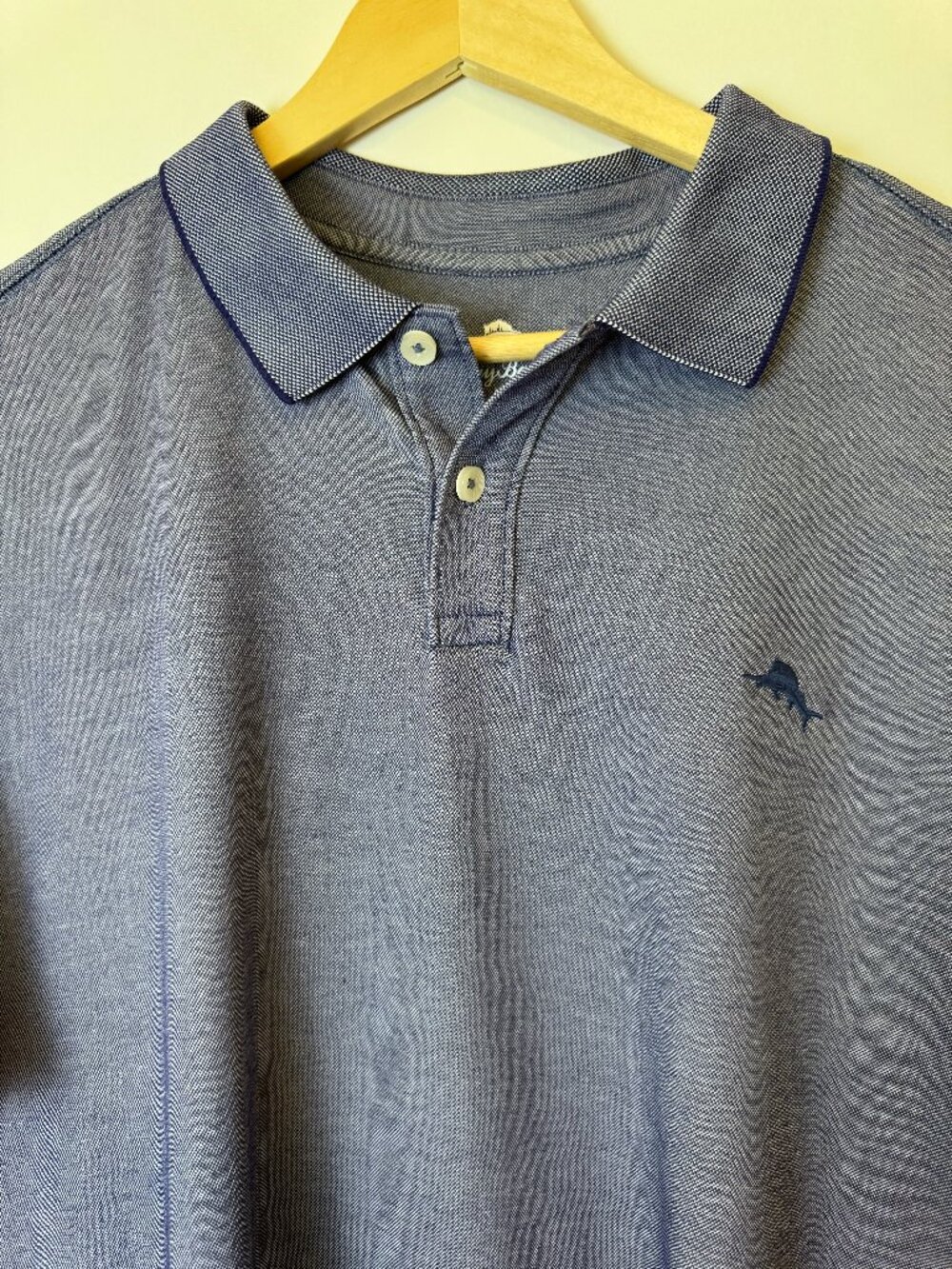 Tommy Bahama Blue Textured Polo Shirt Men’s Large
